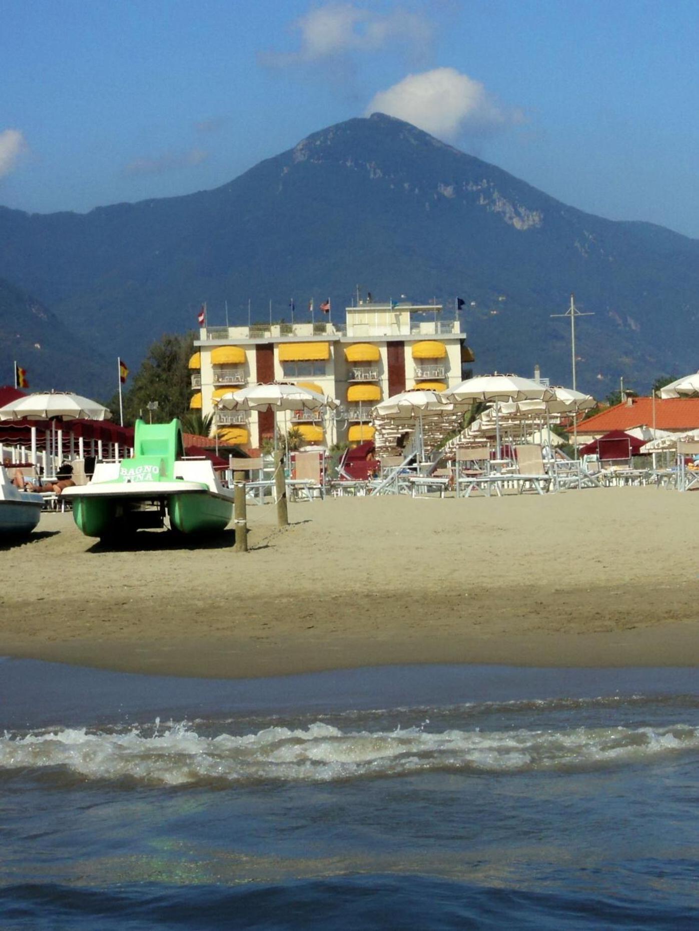 Hotel Alk Marina di Pietrasanta Exterior photo